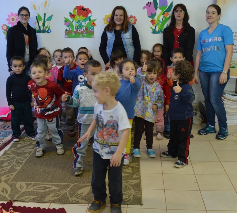A Turminha da Reciclagem incentiva a assumir compromissos com o meio ambiente