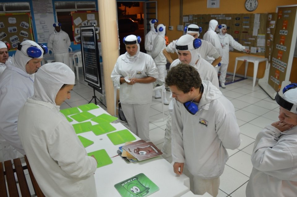 A Turminha da Reciclagem participa da semana da qualidade