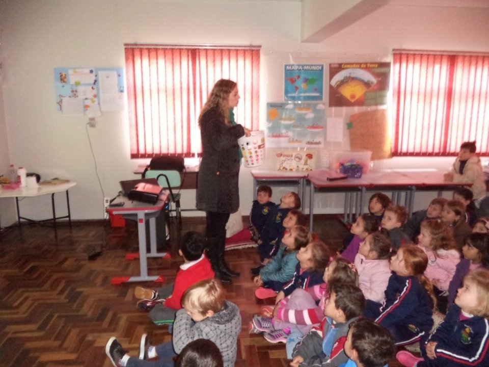 A Turminha da Reciclagem -RS atende alunos da educação infantil e Graduação