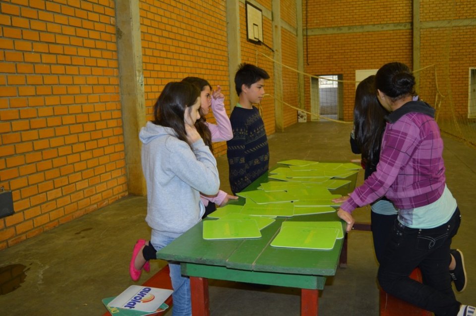 A Turminha da Reciclagem visita várias escolas no final de maio