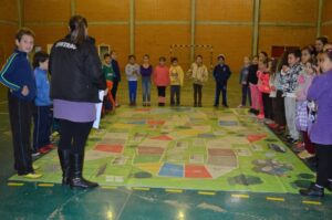 A Turminha da Reciclagem visita várias escolas no final de maio