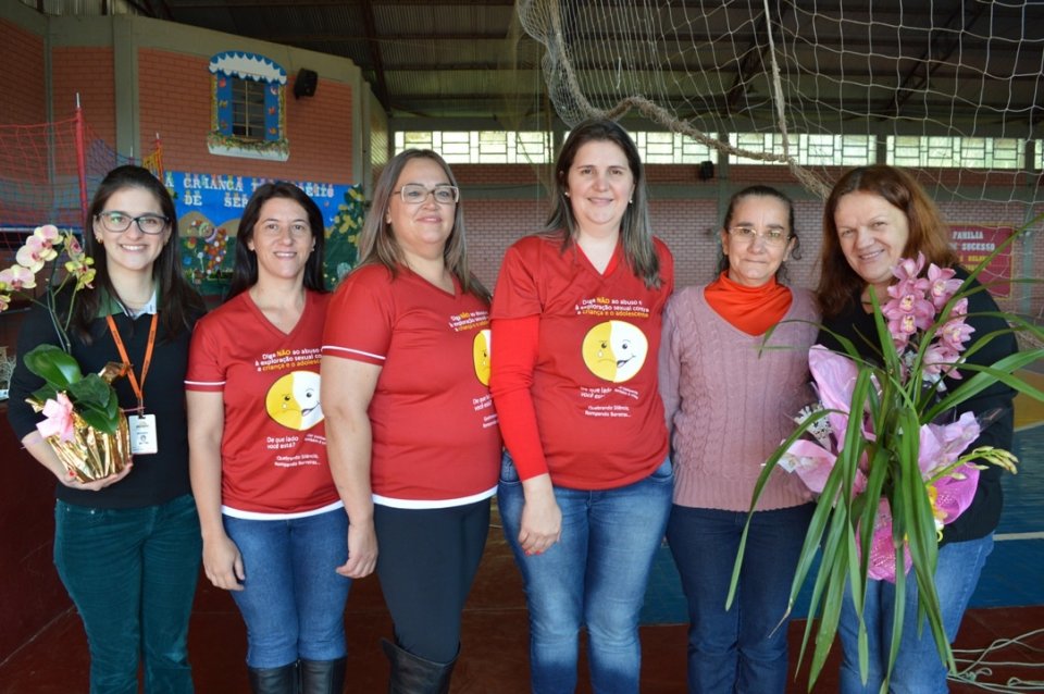 A Turminha da Reciclagem visita várias escolas no final de maio