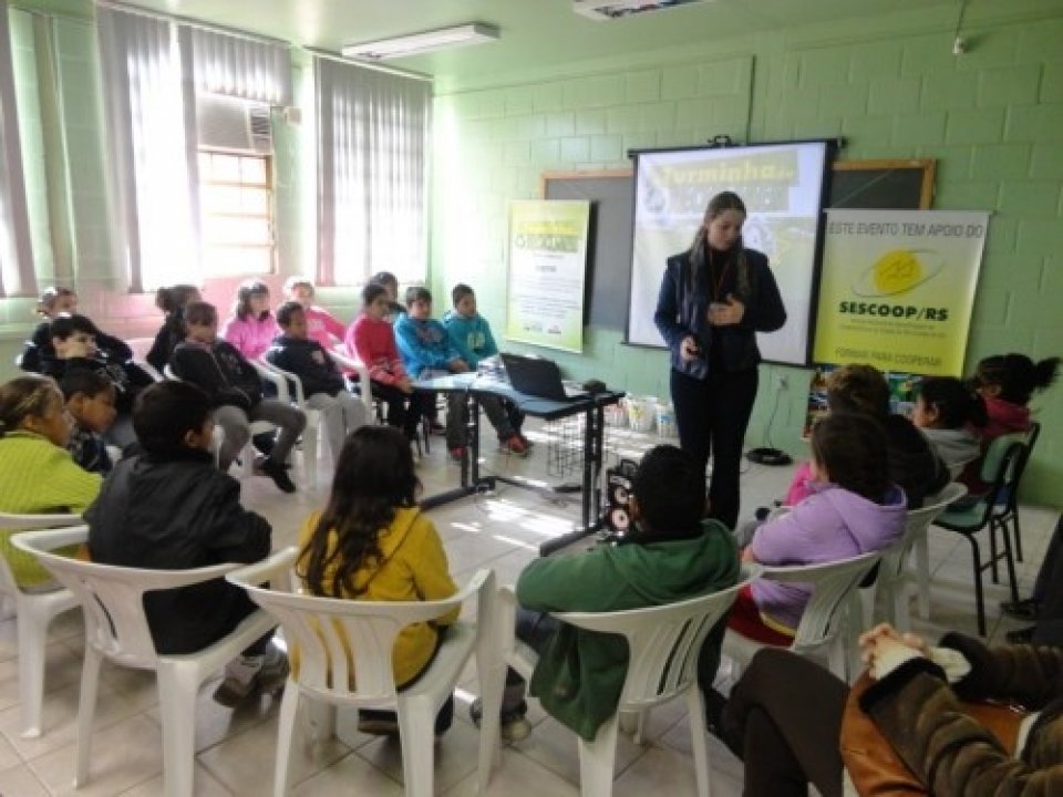TURMINHA DA RECICLAGEM-RS PARTICIPA DA 37° EXPOINTER