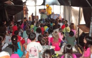 HÁ UM VERDADEIRO TESOURO DE HISTÓRIAS QUE ABRE AS PORTAS DO IMAGINÁRIO...