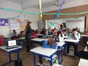 ATIVIDADES DA TURMINHA DA RECICLAGEM-RS ENVOLVEM ALUNOS E PROFESSORES