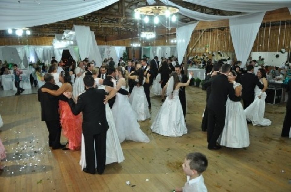 SONHOS REALIZADOS NO CASAMENTO COOPERADO EM SARANDI-RS