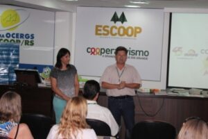 A TURMINHA DA RECICLAGEM PROMOVE PRÊMIO ESCOLA CIDADÃ RS