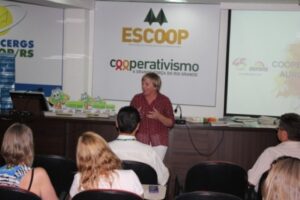 A TURMINHA DA RECICLAGEM PROMOVE PRÊMIO ESCOLA CIDADÃ RS