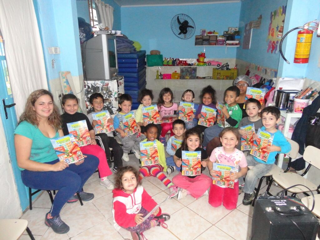 A Turminha da Reciclagem visita Creche