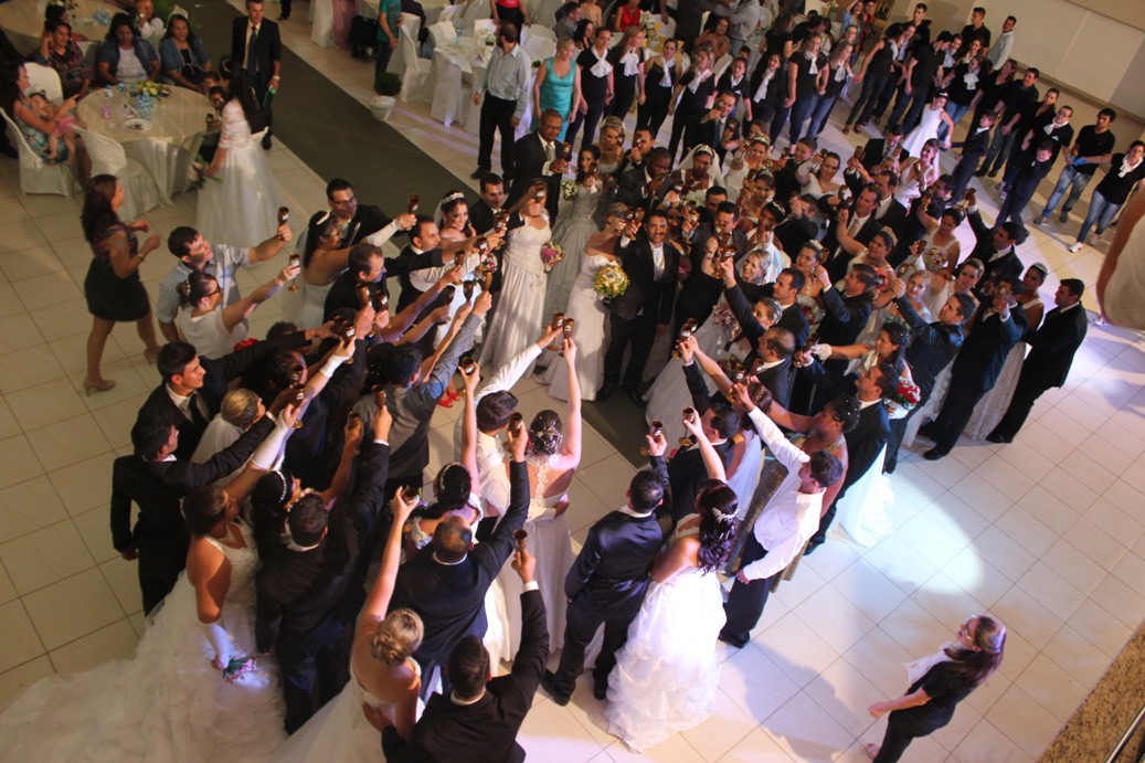 O sonho de 40 casais realizado no Casamento Cooperado em Chapecó-SC