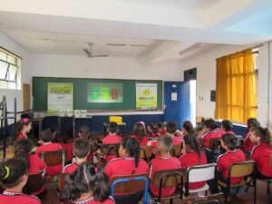 Sensibilização ambiental com a Turminha da Reciclagem