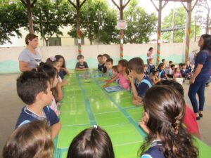 Sensibilização ambiental com a Turminha da Reciclagem