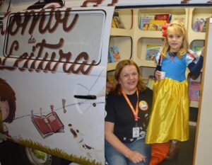 Roda de Leitura e A Turminha da Reciclagem na Cooperalfa em Chapecó (SC)