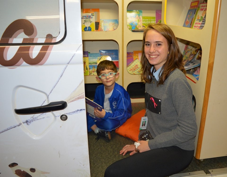 Roda de Leitura e A Turminha da Reciclagem na Cooperalfa em Chapecó (SC)