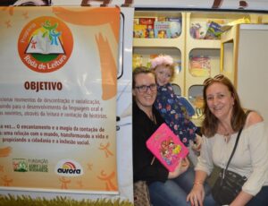 Roda de Leitura e A Turminha da Reciclagem na Cooperalfa em Chapecó (SC)