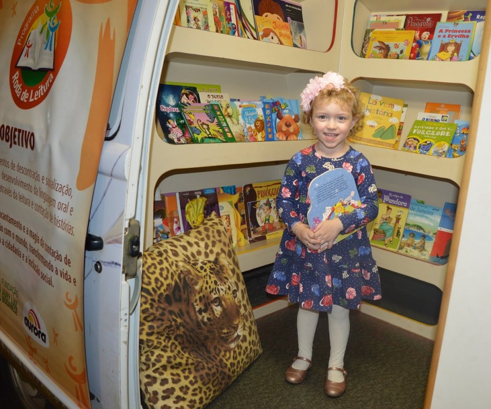 Roda de Leitura e A Turminha da Reciclagem na Cooperalfa em Chapecó (SC)