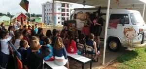 Contação de histórias com o programa Roda de Leitura em Guatambu (SC)