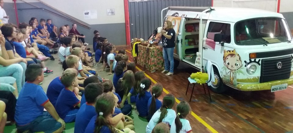 Programa Roda de Leitura na Escola Emma Balke