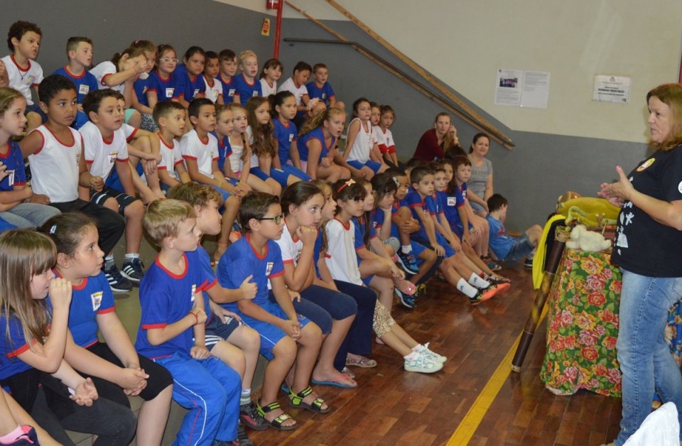 Programa Roda de Leitura na Escola Emma Balke