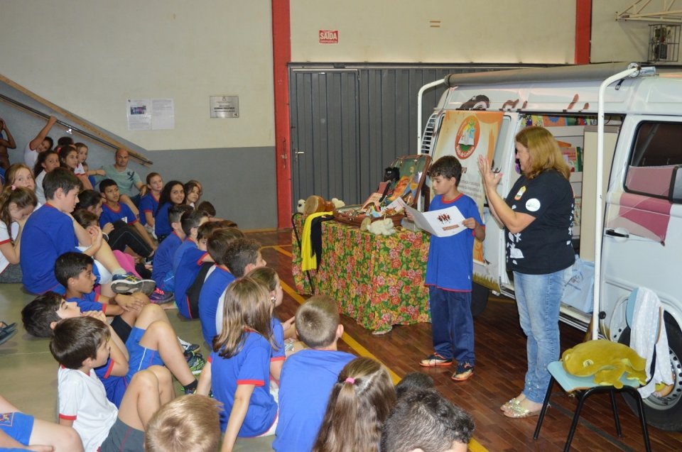 Programa Roda de Leitura na Escola Emma Balke