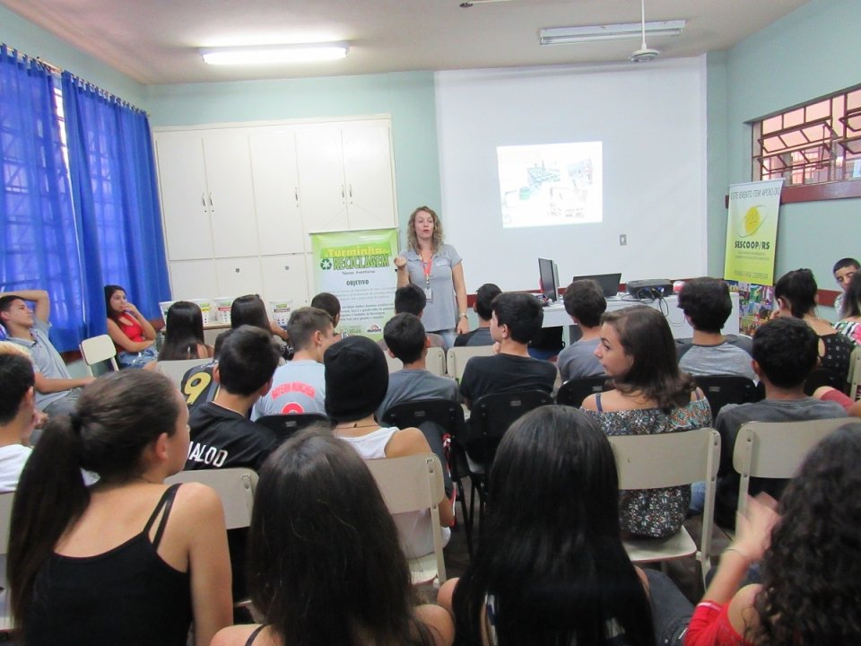 Educação ambiental na Escola Municipal João Freitas Filho em Sapucaia do Sul (RS)