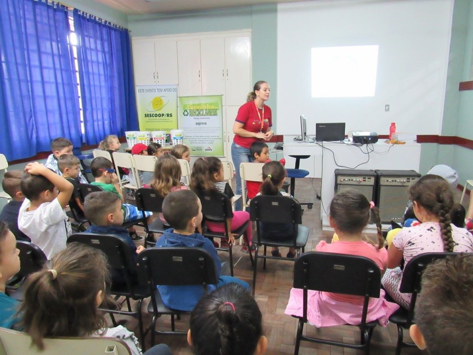Educação ambiental na Escola Municipal João Freitas Filho em Sapucaia do Sul (RS)