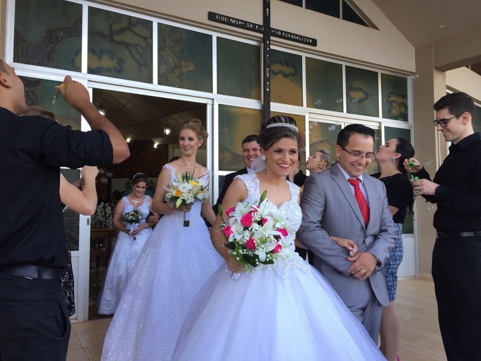 Fundação Aury Luiz Bodanese promove segundo Casamento Cooperado em Pinhalzinho (SC)