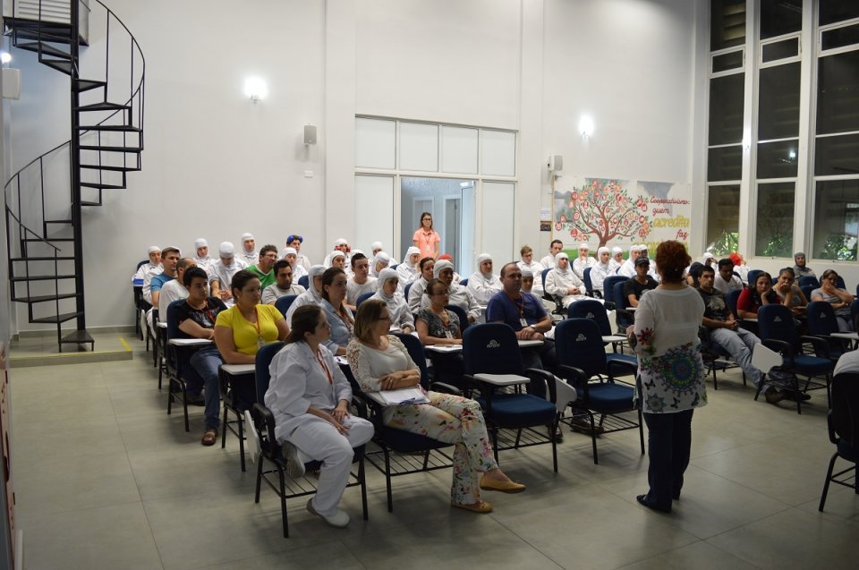 Violência doméstica em debate nas unidades da Aurora Alimentos