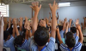 Programa Roda de Leitura contribui para o desenvolvimento da linguagem oral e escrita dos ouvintes