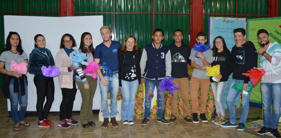 Programa Roda de Leitura leva contação de histórias, leitura e socialização a espaços