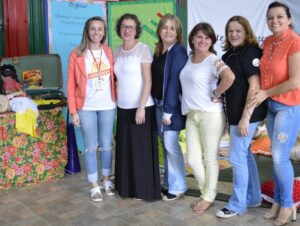 Programa Roda de Leitura leva contação de histórias, leitura e socialização a espaços