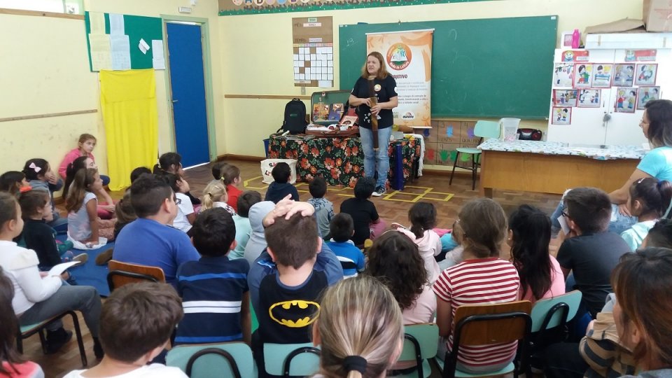 Programa Roda de Leitura em escolas de Chapecó (SC)