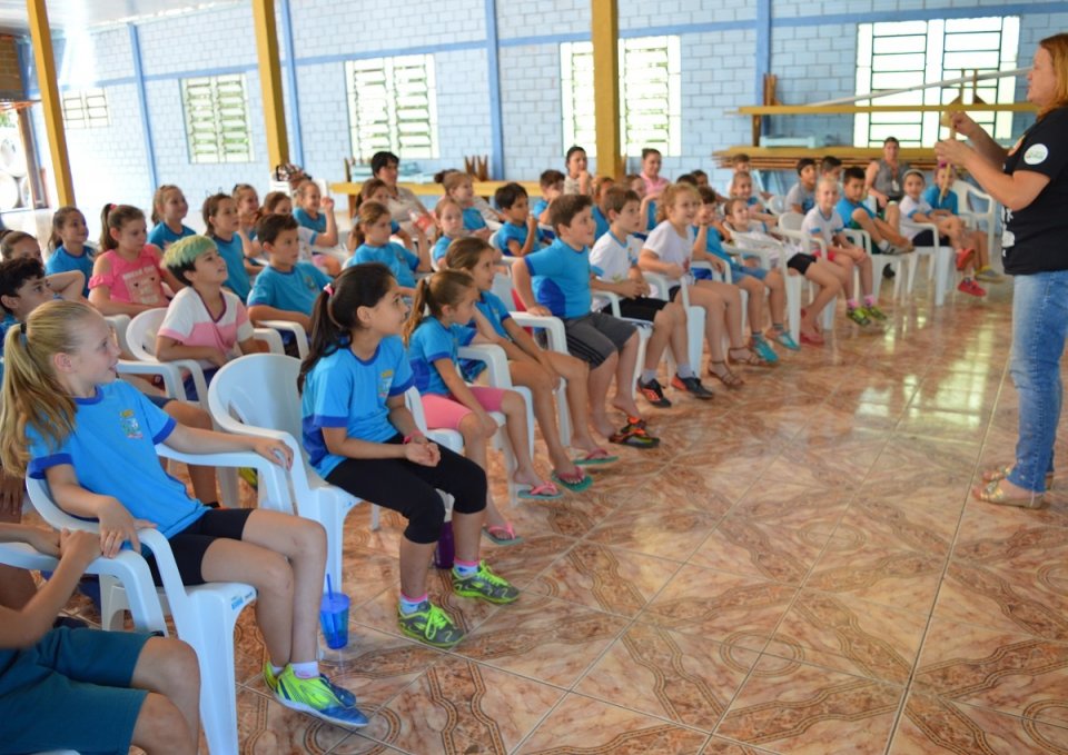 Formando novos leitores através do programa Roda de Leitura