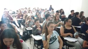 Cinema da prevenção no CIEE em Chapecó (SC)