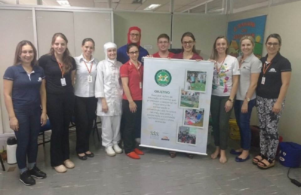 Multiplicadores do Programa Eco Cooperação participam de treinamento de reciclagem