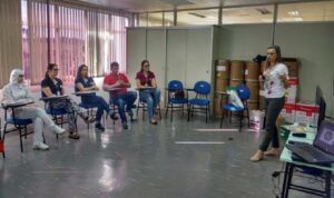 Multiplicadores do Programa Eco Cooperação participam de treinamento de reciclagem