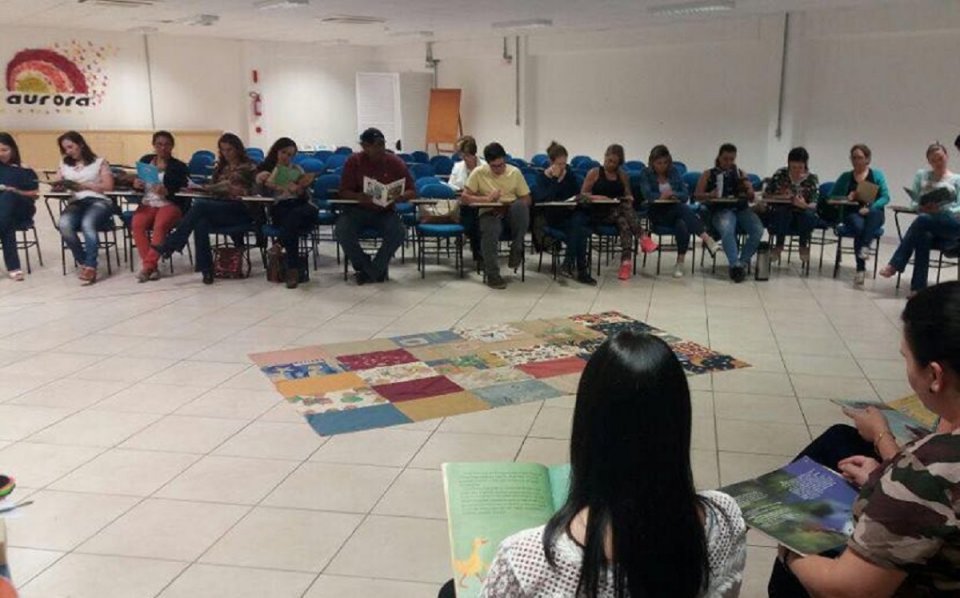FALB realiza oficina de contação de histórias em Joaçaba (SC)