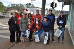 Pedágio solidário arrecada quase 15 mil reais para o Centro de Convivência do Idoso