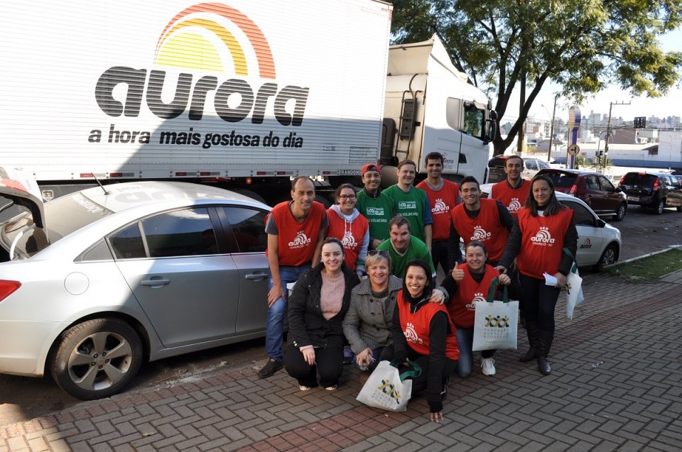 Pedágio solidário arrecada quase 15 mil reais para o Centro de Convivência do Idoso