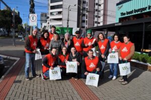 Pedágio solidário arrecada quase 15 mil reais para o Centro de Convivência do Idoso