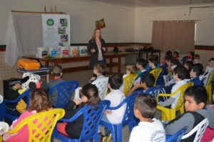 Programa Eco Cooperação promovendo a educação ambiental