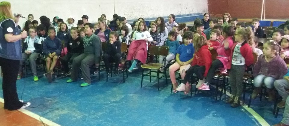 Literatura e contação de histórias com o Programa Roda de Leitura