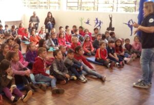 Literatura e contação de histórias com o Programa Roda de Leitura