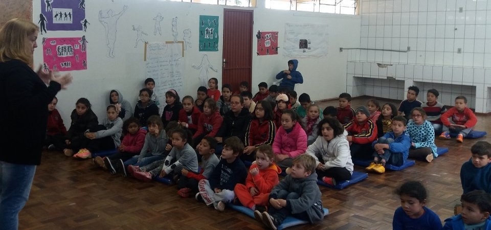 Literatura e contação de histórias com o Programa Roda de Leitura