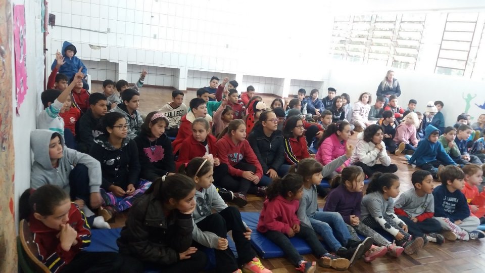 Literatura e contação de histórias com o Programa Roda de Leitura