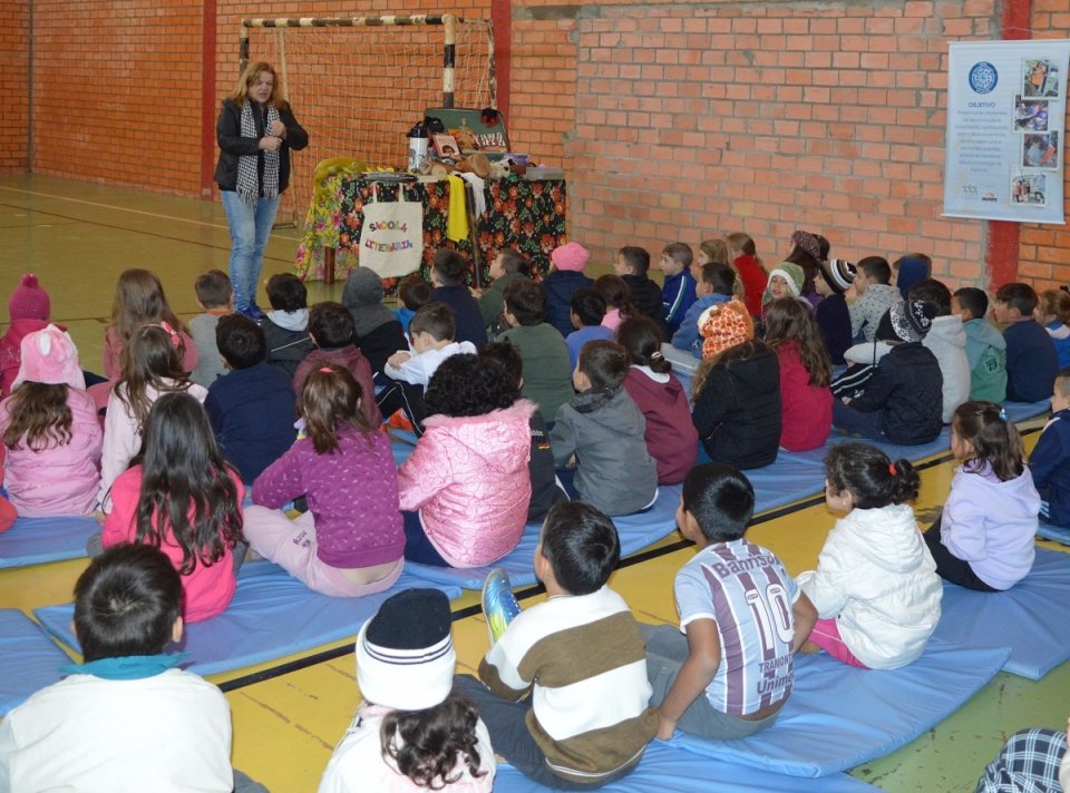 Um mundo de imaginação com o programa Roda de Leitura