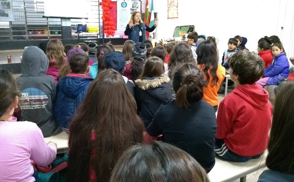 Formação de novos leitores com o programa Roda de Leitura