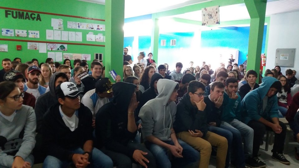 Literatura e educação ambiental em São Domingos (SC) com os programas da FALB