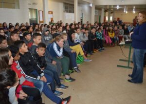 Incentivo à leitura e à preservação ambiental com os programas da FALB