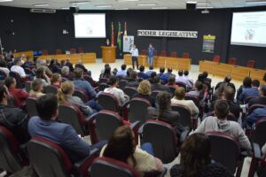 Programas da Fundação Aury Luiz Bodanese beneficiam comunidade de Maravilha (SC)